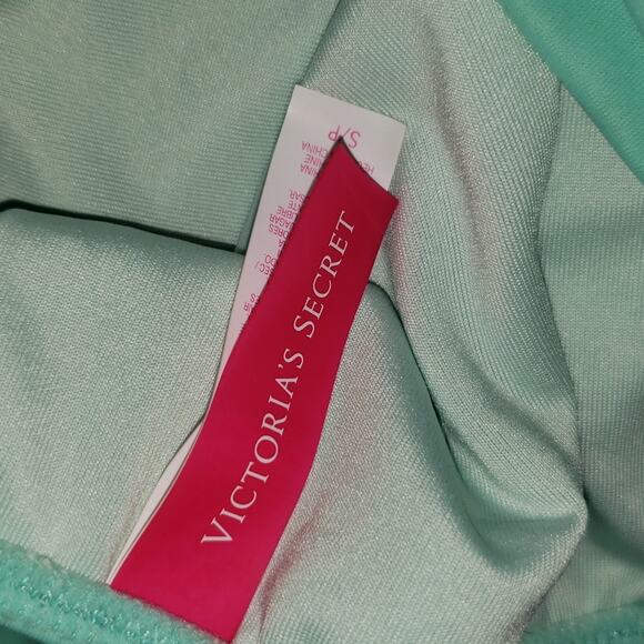 EUC Victoria's Secret 2 piece bikini turquoise sz 36B sz small bottom - Picture 8 of 10
